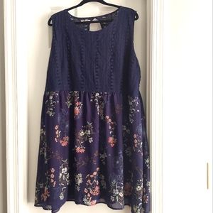 Midi floral sleeveless dress